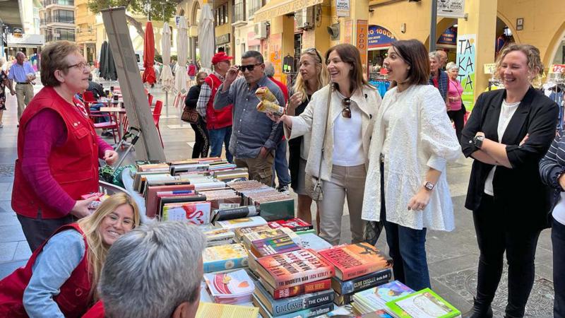 Benidorm se suma a la iniciativa UNED a favor de Cruz Roja.