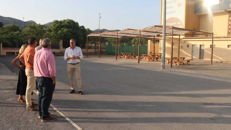 Benidorm inicia la instalación de juegos infantiles y nuevo arbolado en el ‘Festa Espai’ Benidorm inicia la instalación de juegos infantiles y nuevo arbolado en el ‘Festa Espai’