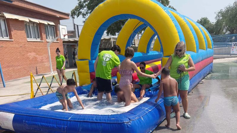 Siete alumnos de Benidorm con necesidades severas han disfrutado de la escuela de verano gracias a una subvención municipal
