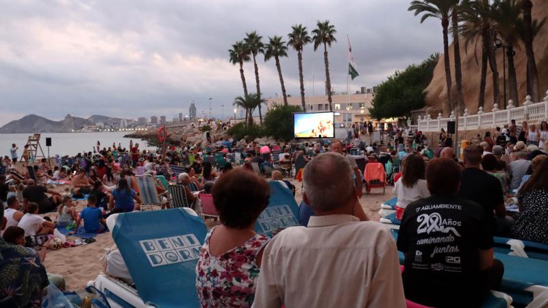 Cine en la playa
