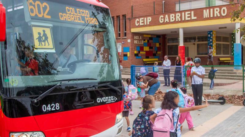 Más de 10.000 niños y adolescentes inician el curso en colegios e institutos de Benidorm Más de 10.000 niños y adolescentes inician el curso en colegios e institutos de Benidorm