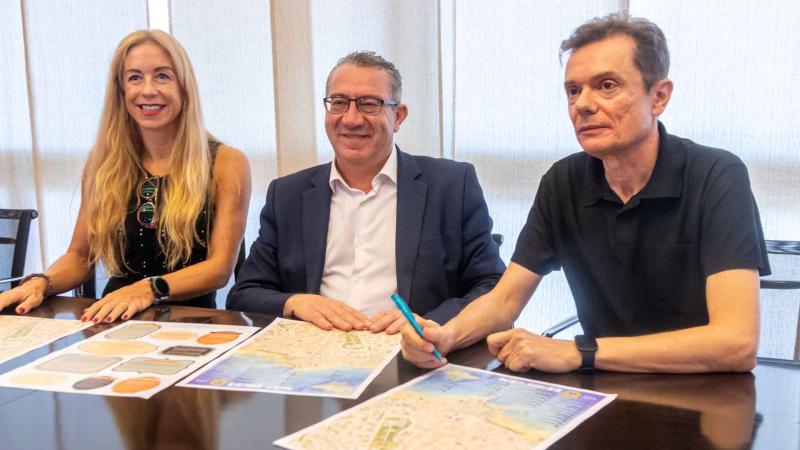 Benidorm lanza una tirada de 1.500 ejemplares de un nuevo plano turístico ilustrado por el artista Arly Jones 