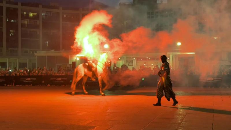 Benidorm inicia sus fiestas de Moros y Cristianos con el ‘Parlamento de la Invasión Mora’