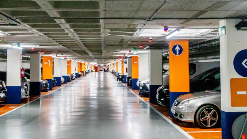 El Ayuntamiento y Telpark facilitan la recarga gratuita de vehículos eléctricos en tres aparcamientos de Benidorm