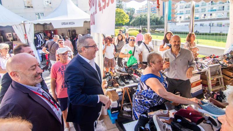 Arranca en Benidorm una nueva edición de la ‘Feria Outlet’ con catorce comercios participantes Arranca en Benidorm una nueva edición de la ‘Feria Outlet’ con catorce comercios participantes