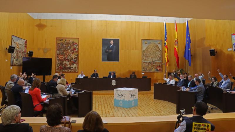 Benidorm aprueba el ‘Estudio Efecto Isla de Calor’ que orientará las actuaciones de planificación urbana sostenible y confort climático Benidorm aprueba el ‘Estudio Efecto Isla de Calor’ que orientará las actuaciones de planificación urbana sostenible y confort climático