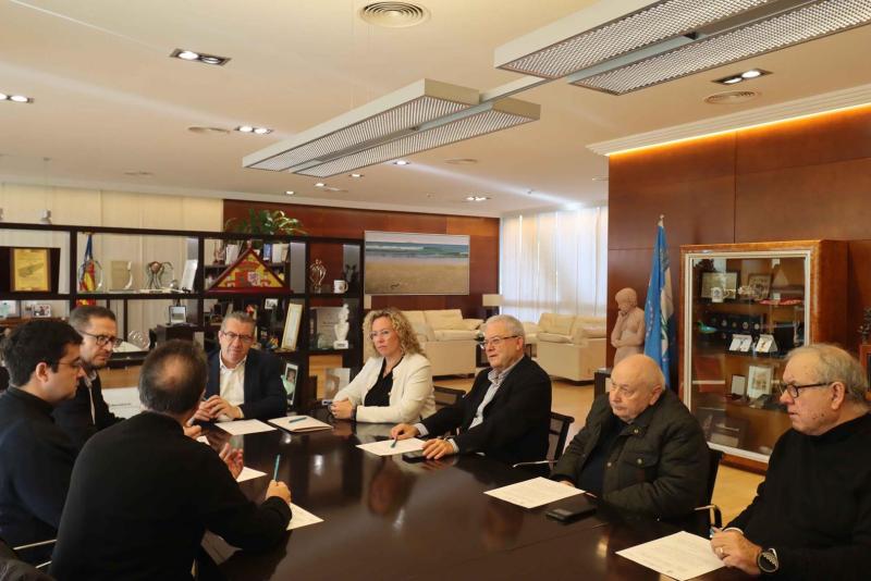 Benidorm inyecta 52.500 euros a Cáritas para reforzar la atención de personas en situación de vulnerabilidad