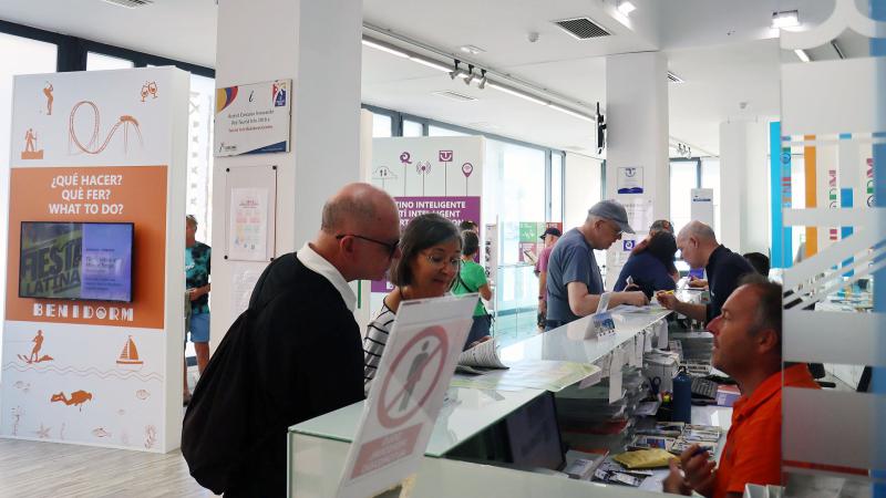 Benidorm adjudica las obras para rehabilitar la oficina municipal de Turismo de El Torrejó por algo más de 103.000 euros