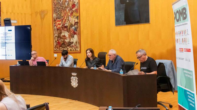 El Pacte per l’Ocupació de la Marina Baixa reforça les accions per a impulsar i millorar l’ocupabilitat El Pacte per l’Ocupació de la Marina Baixa reforça les accions per a impulsar i millorar l’ocupabilitat