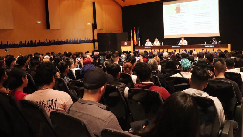 Sesión informativa sobre el proceso en el Salón de Actos del Ayuntamiento.