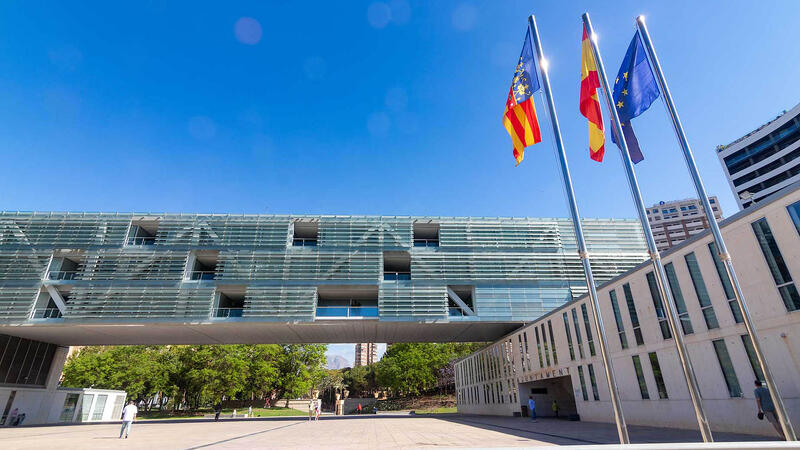 L’Ajuntament de Benidorm col·labora en la formació de 90 estudiants facilitant les seues pràctiques formatives