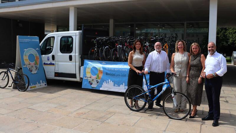 Mercadillo solidario de bicicletas