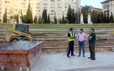 Benidorm adecua el primer anillo de las gradas del auditorio Julio Iglesias 