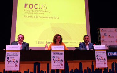Empleo celebra una jornada para dinamizar empresas a través de internet 