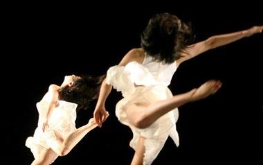 El Conservatorio de Danza se da a conocer a los alumnos de 2º a 6º de Primaria