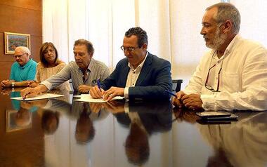 El Ayuntamiento de Benidorm entrega al Doble Amor la subvención prevista en el Presupuesto