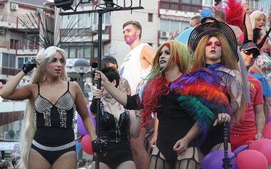 LGBT collective rewards the City Council and the Provincial Council for their support to diverse and tolerant tourism