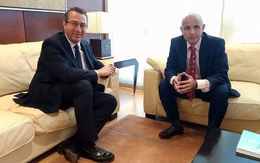 El Consulado de Colombia se acerca a sus compatriotas en Benidorm