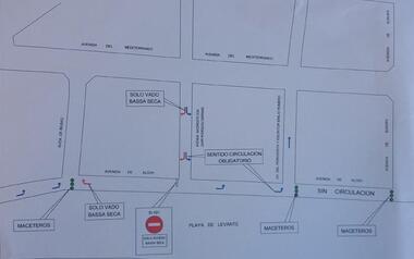 Benidorm limita al máximo el tráfico en primera línea de Levante con cambios de circulación y colocación de maceteros