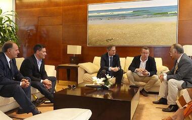 Recepción al Rotary Club en el Ayuntamiento de Benidorm