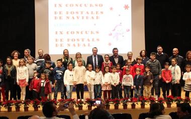 Benidorm entrega los premios a los alumnos de Infantil y Primaria del IX Concurso Escolar de Felicitaciones de Navidad