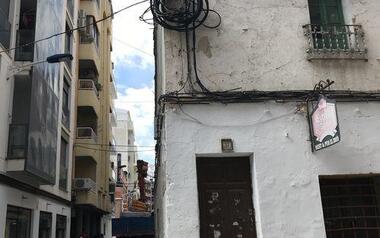 Liberales insta al gobierno a soterrar el cableado aéreo de la ciudad