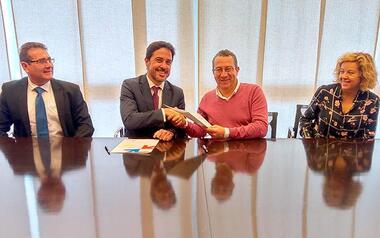 Ayuntamiento y la ‘Obra Social La Caixa’ renuevan la colaboración en programas de impulso al empleo en 2018