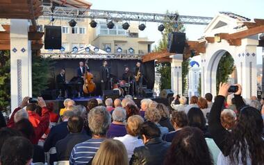 Plaza del Castillo is filled to witness the second concert of Benidorm Music Jazz 2018