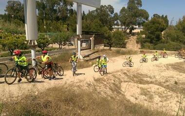 60 alumnos de Primaria participan en la clausura de la II Escuela Infantil de Bicicleta Básica