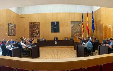 El pleno aprueba los primeros convenios para obtener suelo para el vial Discotecas y la rotonda de acceso al polígono