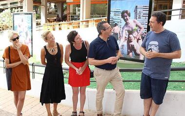 El ‘Benidorm expone’, toma las calles para acercar la fotografía a vecinos y turistas