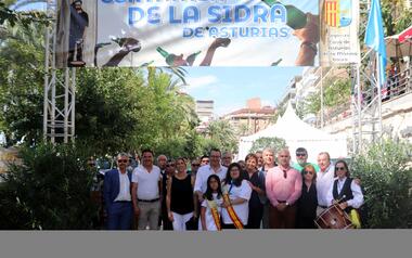 La alcaldesa de Gijón Carmen Moriyón clausura el Primer Certamen de la Sidra de Asturias celebrado en Benidorm 
