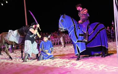 El “Parlamento de la Invasión Mora de la Villa” en la playa de Levante abre las fiestas de Moros y Cristianos 