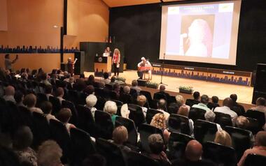 Recitals i música en l'obertura del 'III Festival Internacional de Poesia Benidorm i Costa Blanca'
