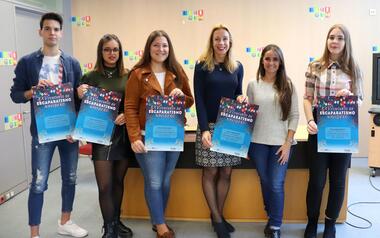 El Concurso de Escaparatismo navideño organizado por Comercio celebra su XXV edición