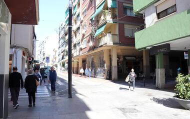 El Ayuntamiento aborda la tercera fase de peatonalización de la calle Tomás Ortuño