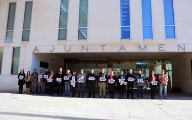 Minuto de silencio en Benidorm para condenar la segunda víctima mortal del año como consecuencia de la violencia machista 