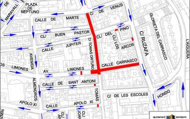 El tramo final de la calle Limones estará cortado unos 10 días para conectar los nuevos servicios de Tomás Ortuño y asfaltar la calle Carrasco