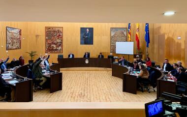 El pleno aprueba la modificación presupuestaria para las obras de ‘Accesibilidad Universal’ y en El Castell y El Tossal 