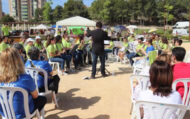 Música de bandas sonoras en el Parque de Foietes para recaudar fondos para la Protectora de Animales 