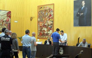 73% of the workers of the City Council vote in favor of the Assessment of Jobs