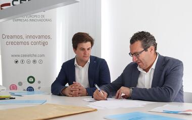 Six business projects and Jovempa move to Espai Coworking Benidorm