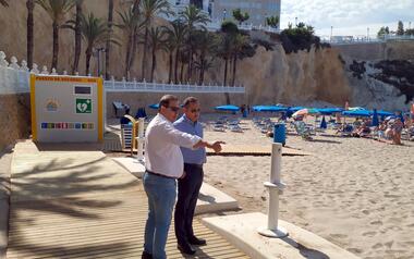 Benidorm mejora los accesos y el puesto de atención sanitaria de la Playa del Mas Pas