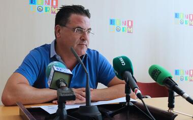 Mobility reorders traffic in Juan Fuster Zaragoza, which gains parking and becomes one-way
