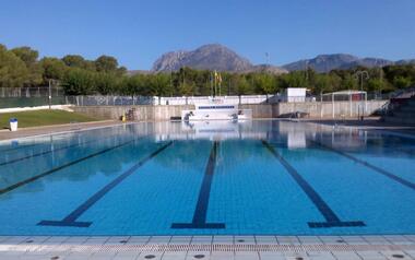 The improvement works of Palau pool continue during September