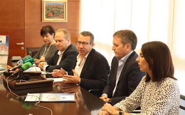 Benidorm ofrece el primer servicio público de atención sanitaria turística inteligente a mayores