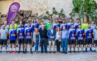 Toni Pérez desea “suerte y éxitos” al Club Balonmano Benidorm en su sexta temporada en la élite de la Liga Asobal