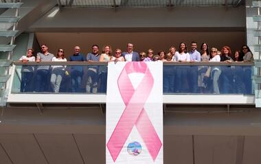 Benidorm and Anémona commemorate International Breast Cancer Day