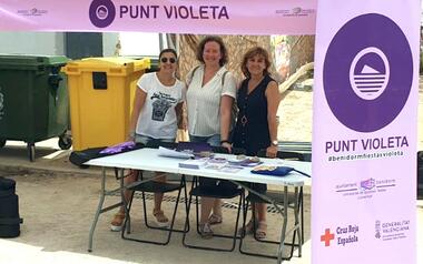 El ‘Punto Violeta’ comienza una acción itinerante por los institutos de cara a las Fiestas