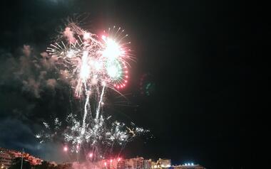 The Fireworks Castle and the Float Parade put an end to 2019 Major Festivities